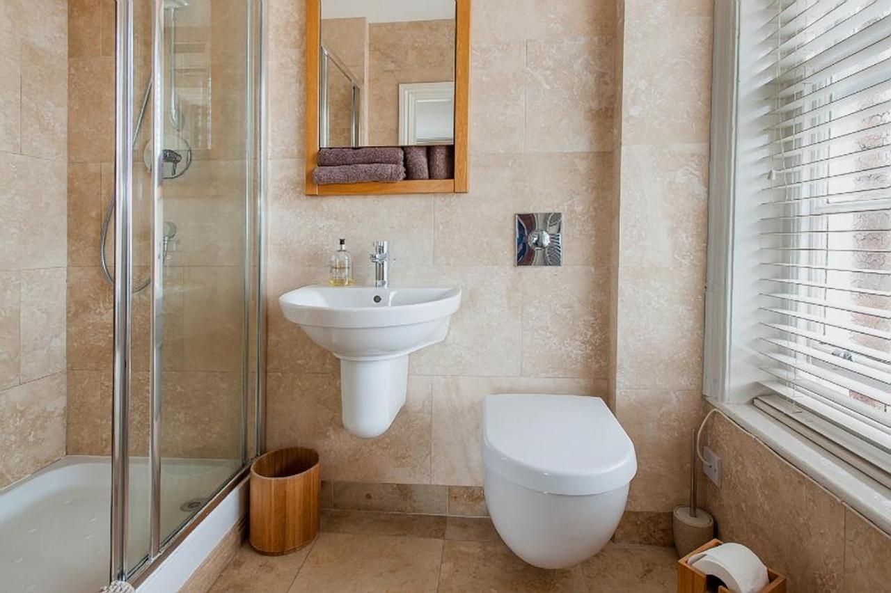 Priory House Apartments York Esterno foto