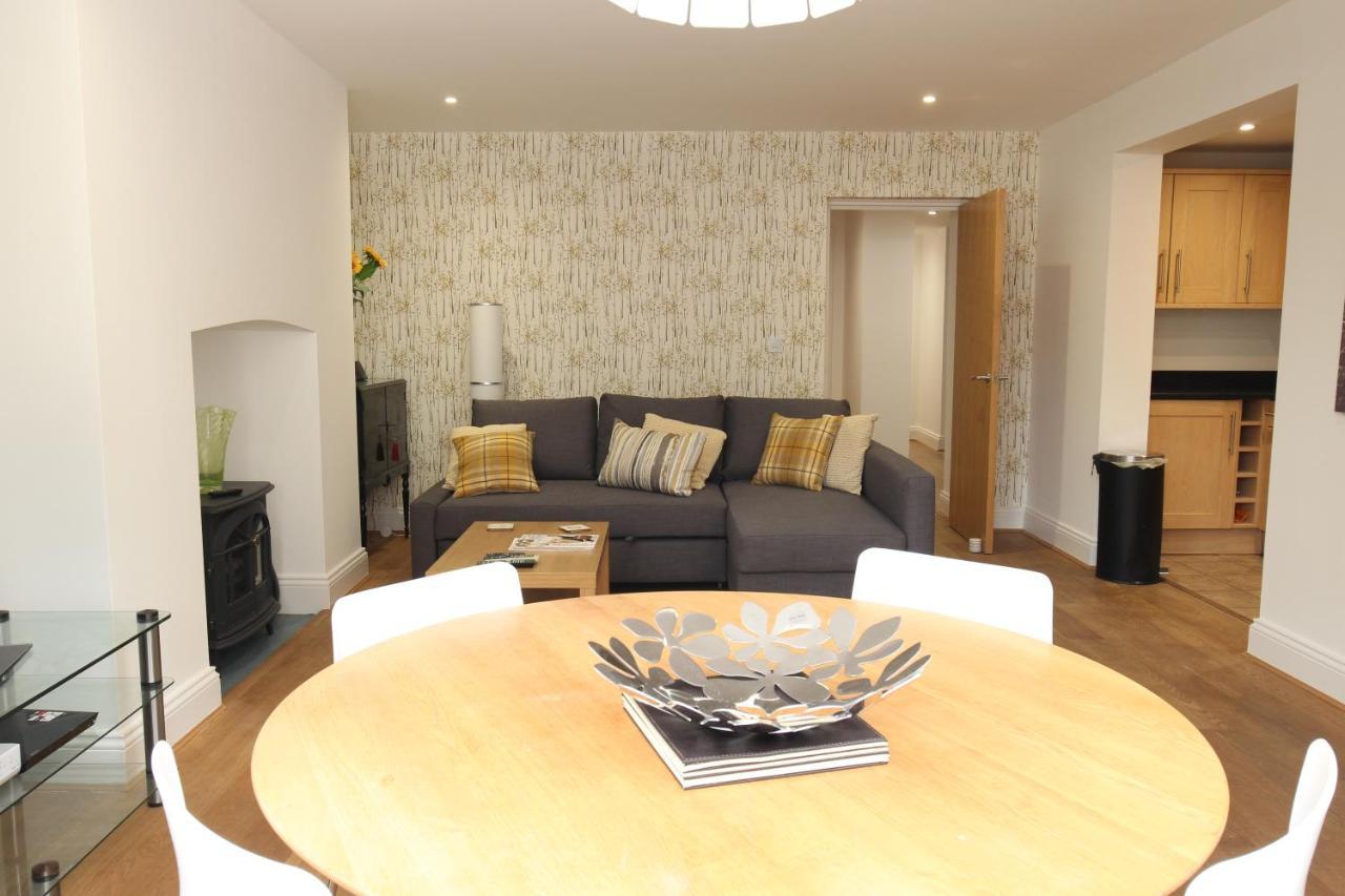 Priory House Apartments York Esterno foto