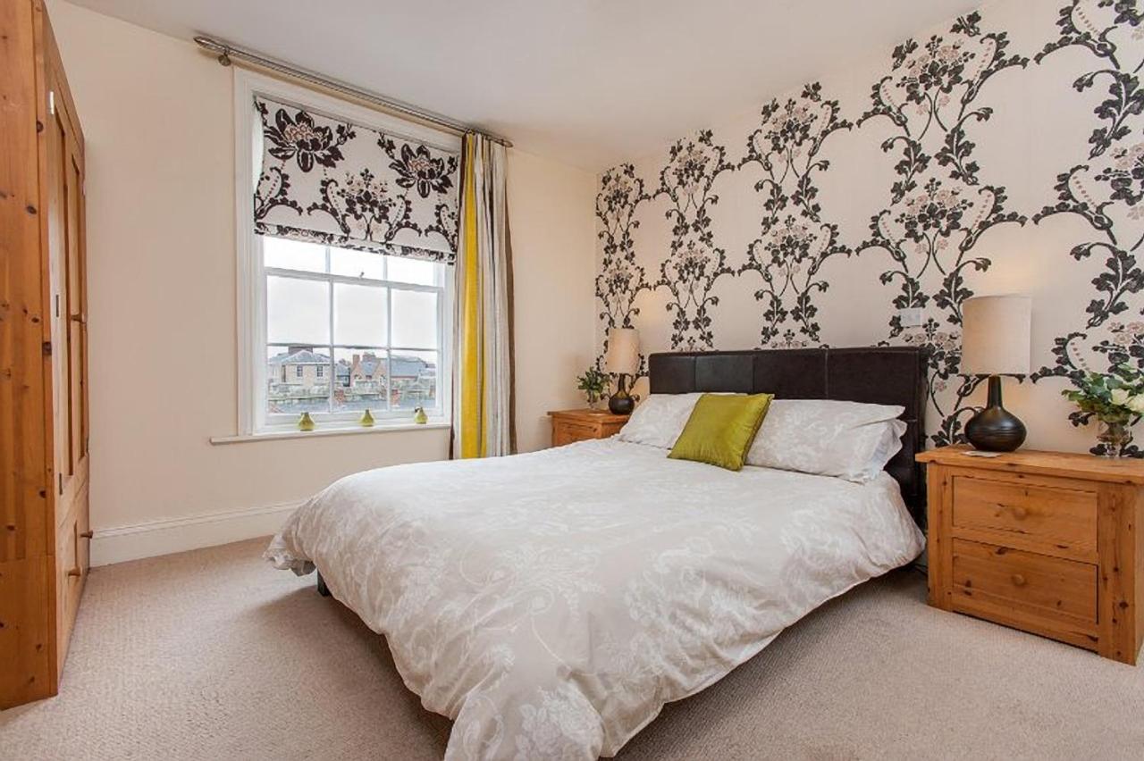 Priory House Apartments York Esterno foto