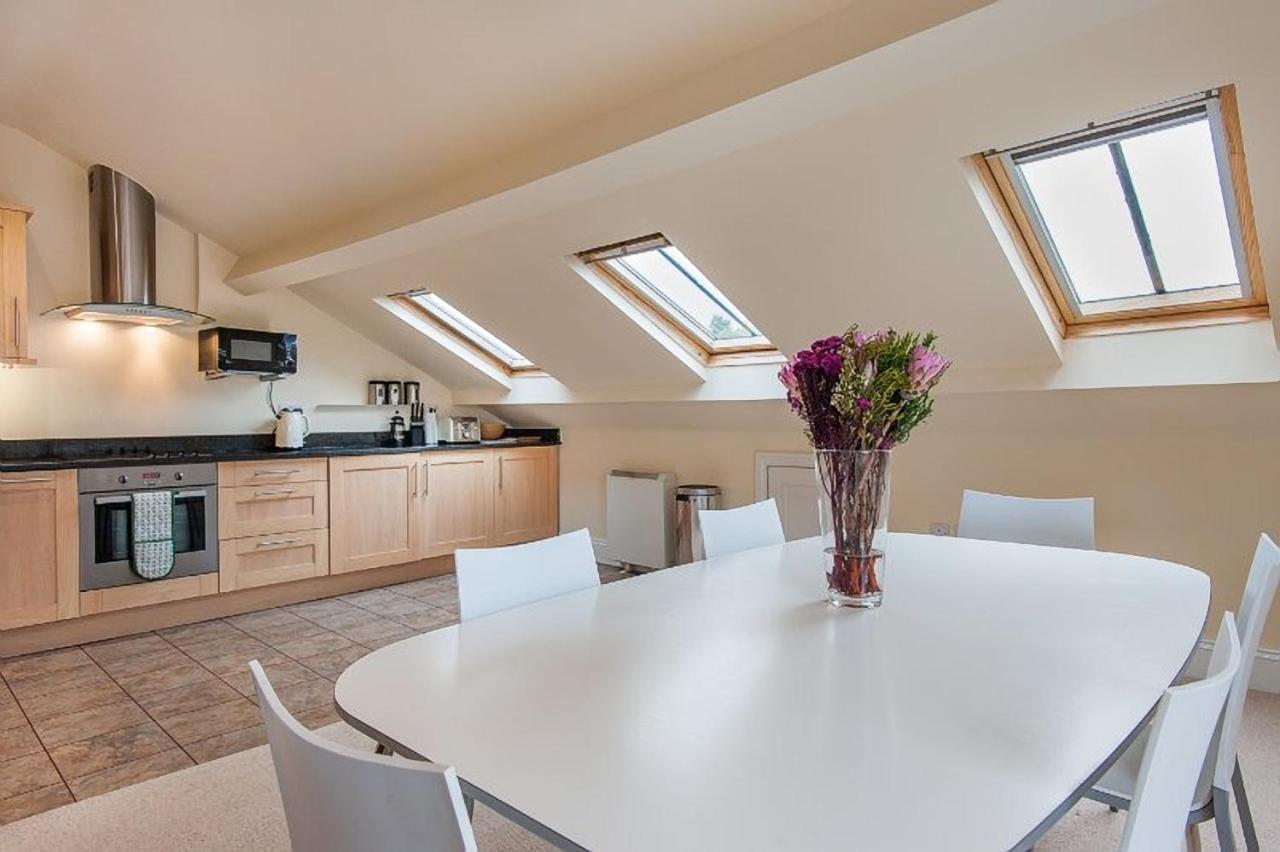 Priory House Apartments York Esterno foto