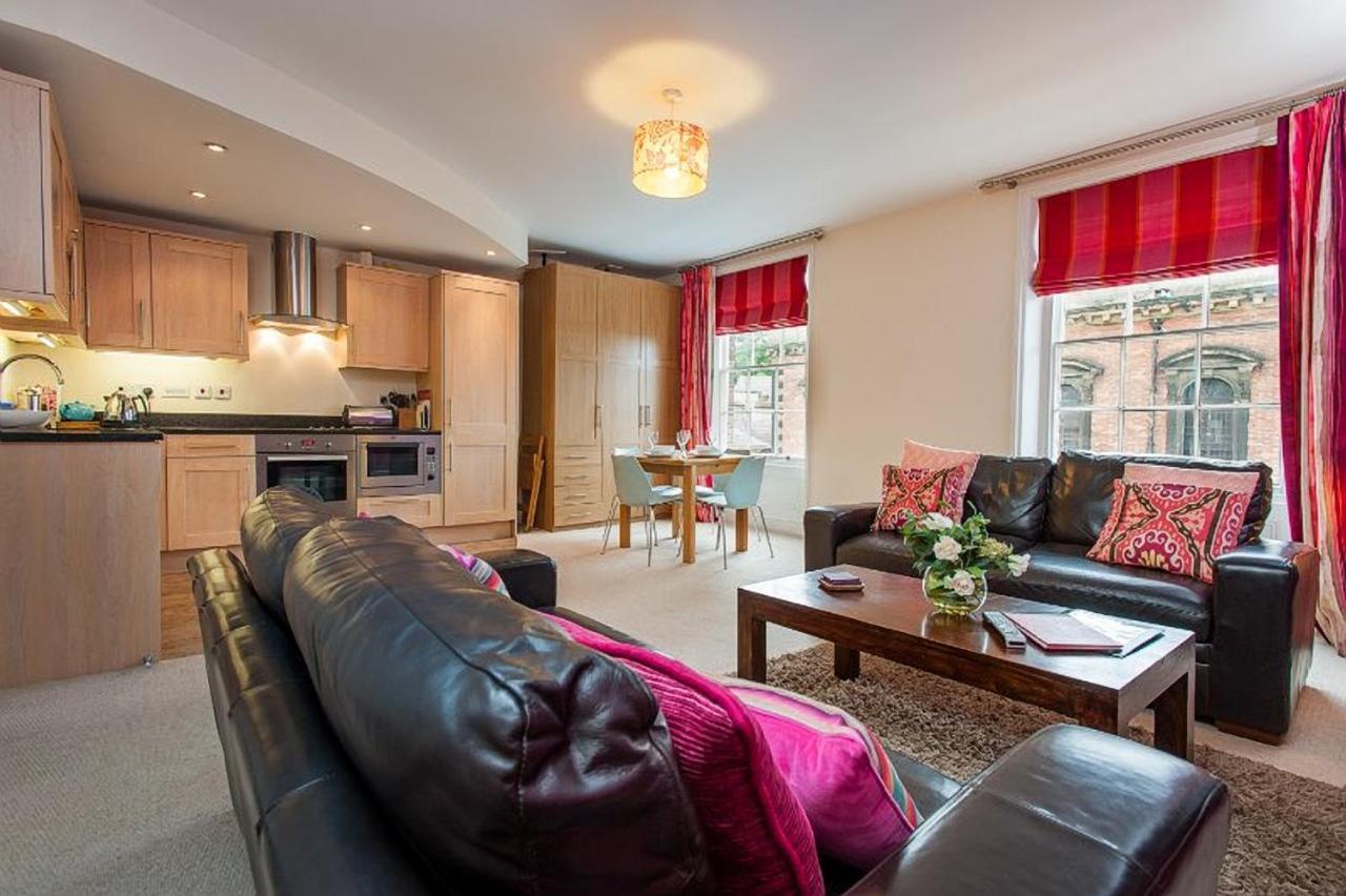 Priory House Apartments York Esterno foto