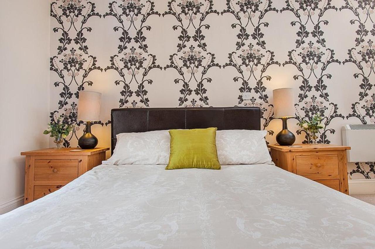 Priory House Apartments York Esterno foto